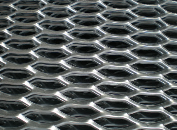 Лист стальной просечно-вытяжной